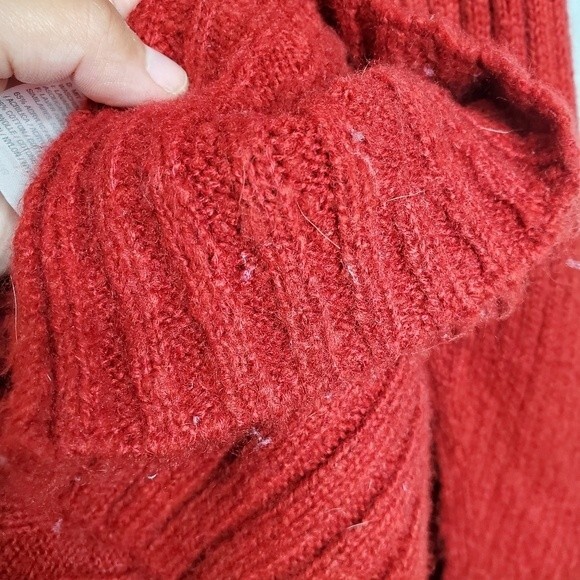G.I.L.I. Red Bell Sleeve Tunic Rib Knit Detail Sweater Size Medium - Picture 6 of 8